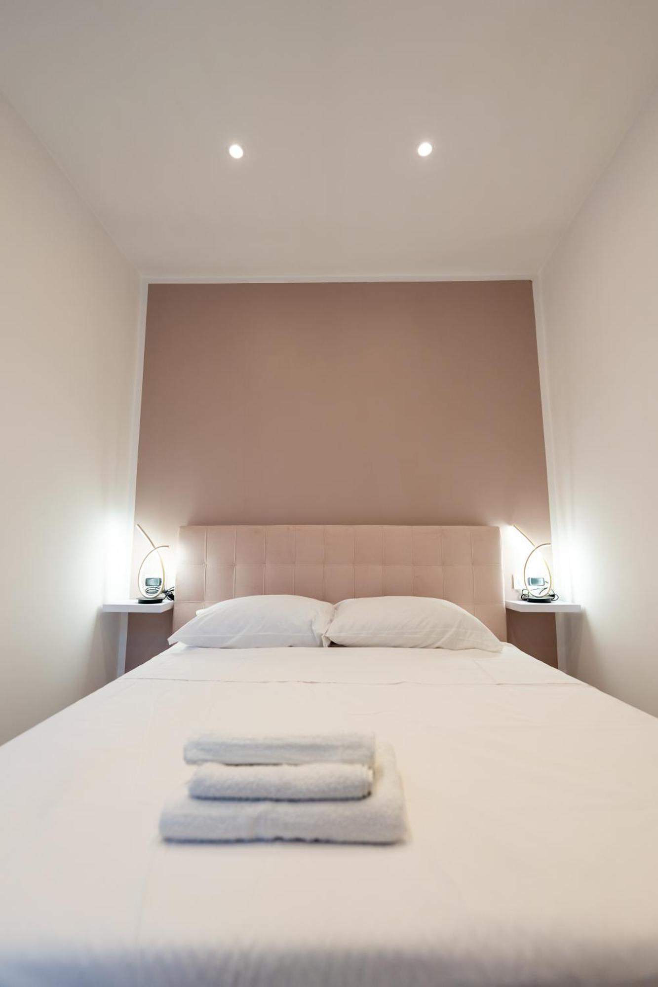 Suites Gaudioso Napoli Center Exterior photo