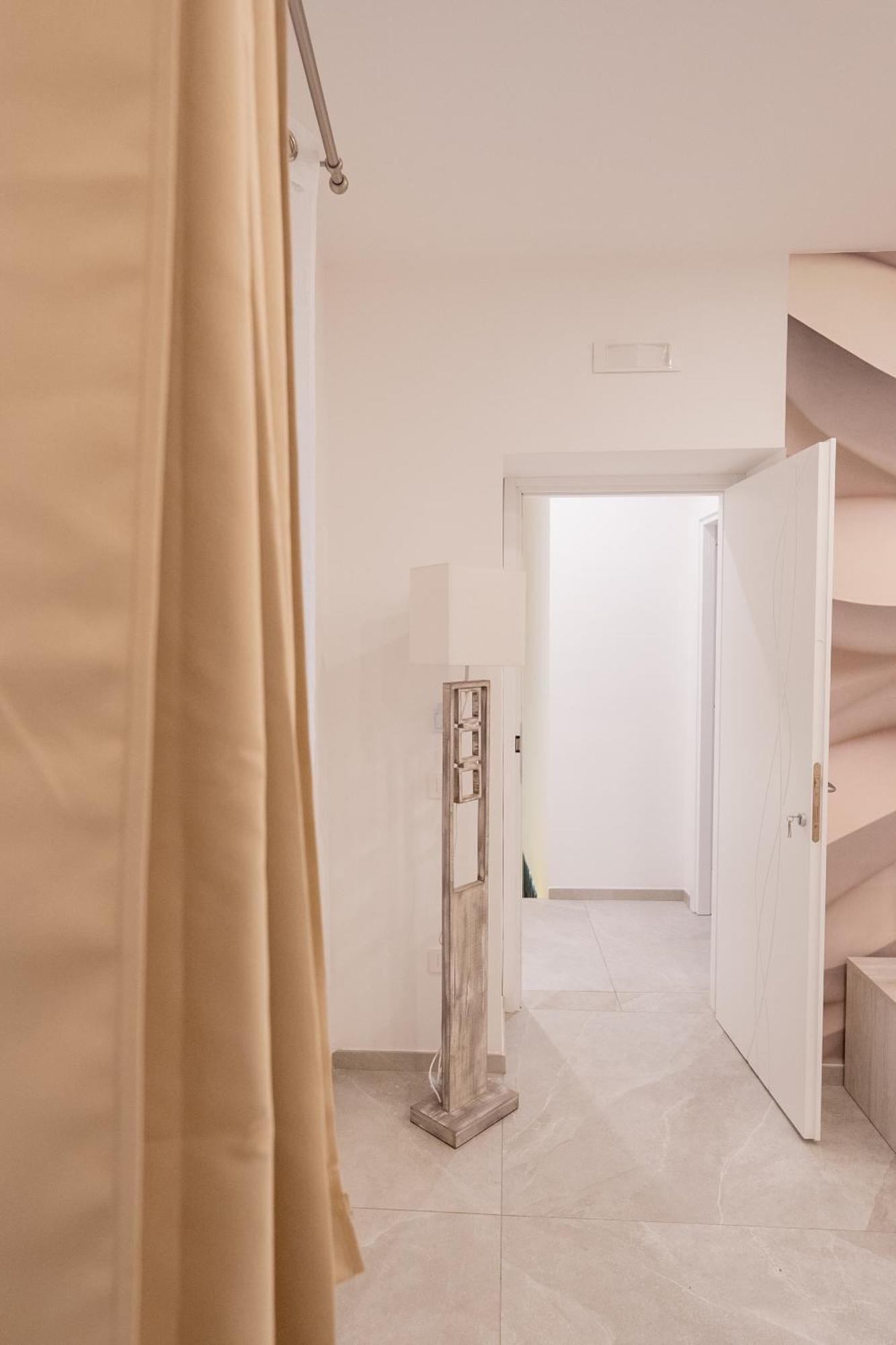 Suites Gaudioso Napoli Center Exterior photo
