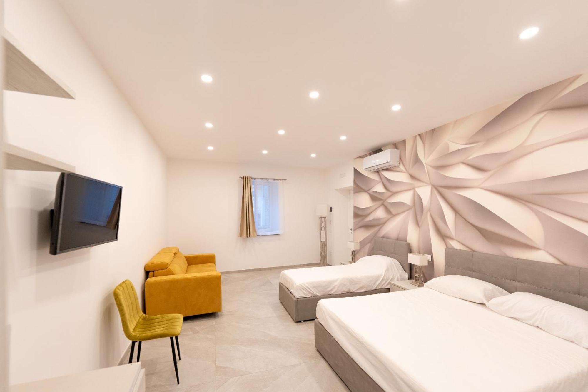 Suites Gaudioso Napoli Center Exterior photo